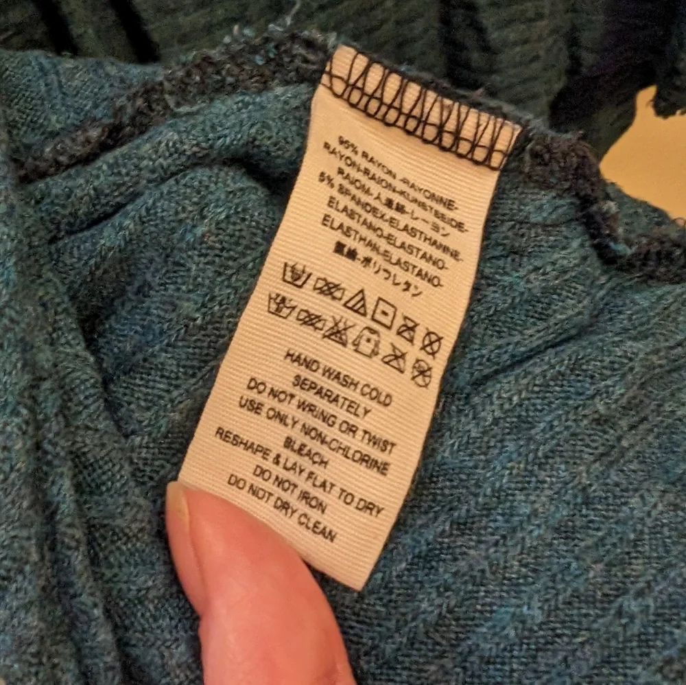 🫰🏼 Free People Open Back Turquoise Waffle Knit Tunic